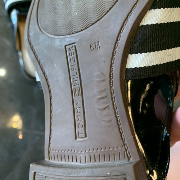 Tommy hilfigure slip ons - Picture 5 of 5